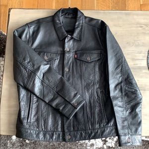 Levi’s Leather Trucker Jacket XL, Black, like new